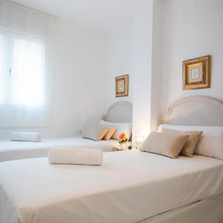 Holidays2malaga Cuarteles Premium Aacc Appartement *