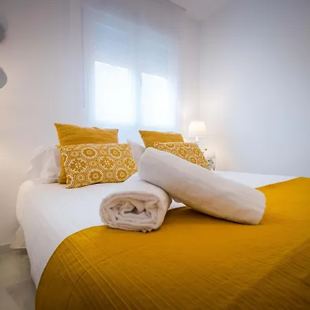 Holidays2malaga Cuarteles Premium Aacc Málaga