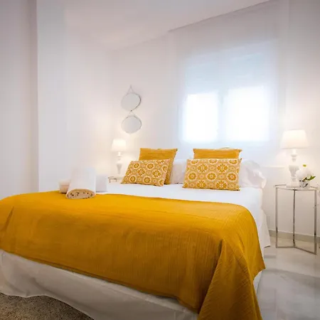 Holidays2malaga Cuarteles Premium Aacc Málaga