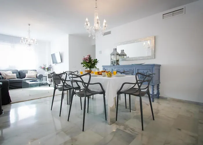 Holidays2malaga Cuarteles Premium Aacc *