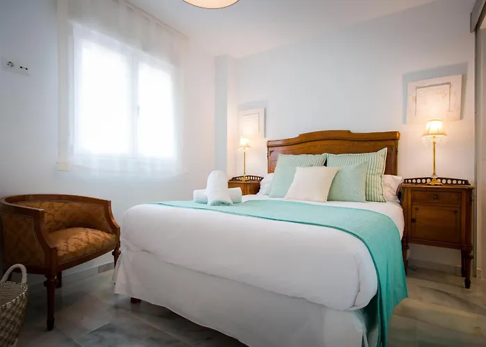 Holidays2malaga Cuarteles Premium Aacc *