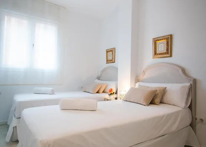 Holidays2malaga Cuarteles Premium Aacc Appartement *