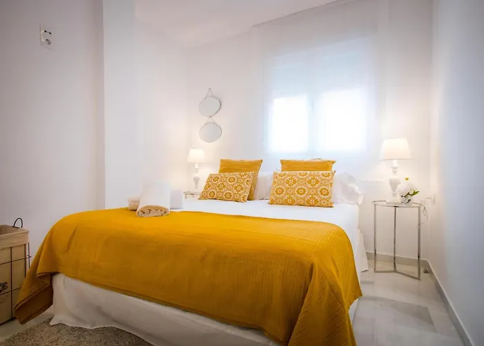 Holidays2malaga Cuarteles Premium Aacc Málaga